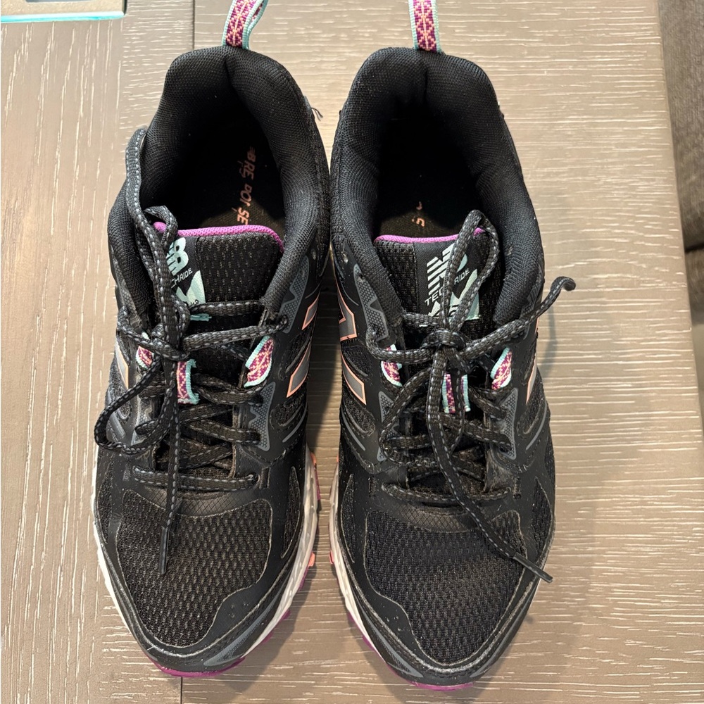 New Balance Women's Black Running Shoes